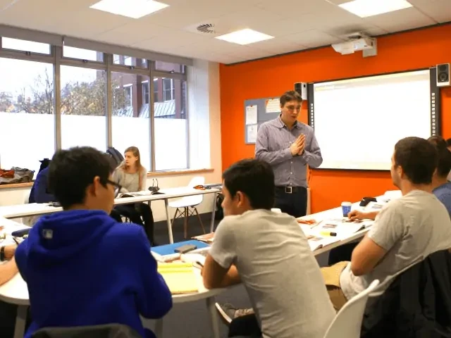 دورة الإنجليزية المكثفة 30 درس في الاسبوع