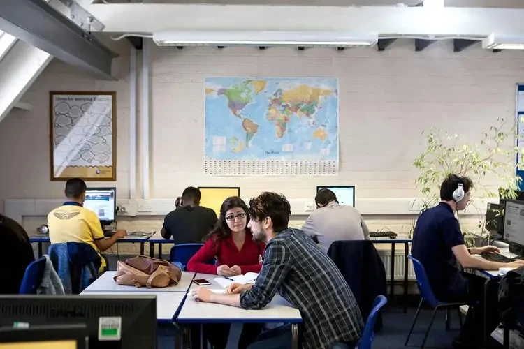 دورة الإنجليزية العامة  20 درس في الاسبوع