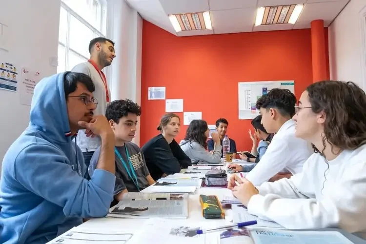 دورة الإنجليزية العامة  20 درس في الاسبوع